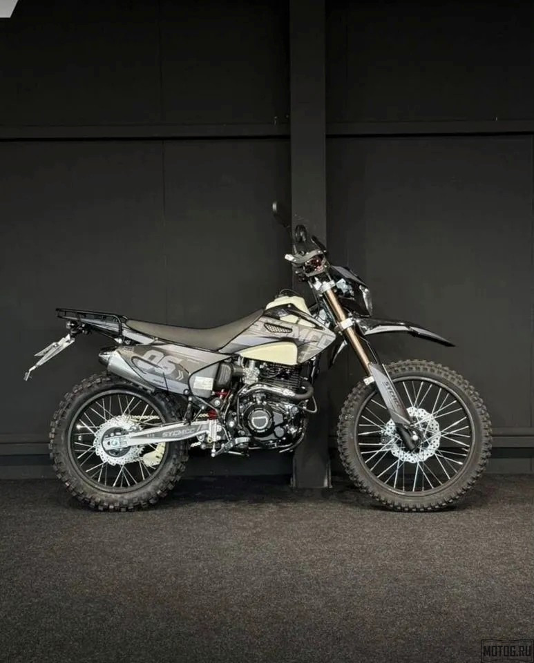 Эндуро мотоцикл SYCMCC 300 06 — мощь и комфорт для бездорожья Эндуро мотоцикл SYCMCC 300 06 — мощь и комфорт для бездорожья